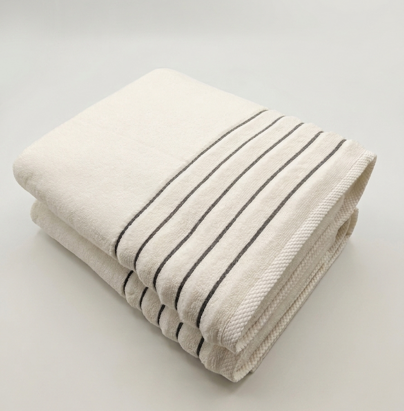 heny-zt-ivory-silver-embroidery.png